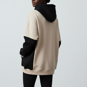 Sudadera con Capucha Extra Grande Personalizada para Mujer, Color Crema y Negro, con Bloques de Color en la Parte Delantera, Bolsillos con Logotipo, Prenda de Otoño, Manga Larga, Tejido de Algodón - Product Image 3