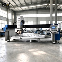 Scie à pont CNC 4 axes pour la découpe de dalles de granit, marbre et quartz avec table inclinable à chanfreinage à 45 degrés