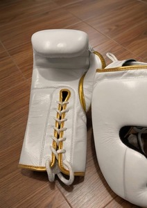 Conjunto de Boxeo y Sparring Personalizado de Cuero Vacuno de Alta Calidad para Entrenamiento en Gimnasios de Boxeo y Kickboxing - Product Image 3