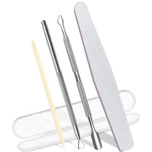 Pousse-cuticules professionnel en acier inoxydable de qualité supérieure, réutilisable, avec poignée ergonomique carrée, outil de manucure à prix raisonnable - Product Image 1