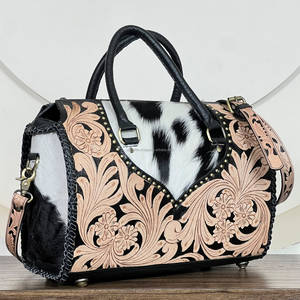 Sac de voyage en cuir gaufré floral grande capacité pour femme, style designer, sac de week-end en cuir repoussé, sac Speedy - Product Image 4