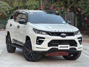 Toyota Fortuner Usada en Buen Estado, Sin Historial de Accidentes, 100% Limpia, Mejor SUV Económico - Product Image 4