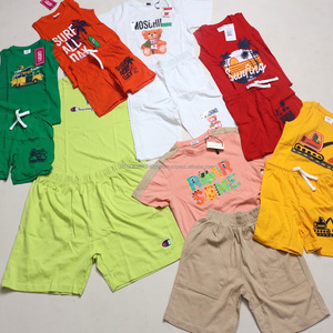 Lots de vêtements d'été en coton pour garçons et filles, enfants et jeunes, ensembles d'extérieur, styles variés, en gros, pour fournisseurs - Product Image 3