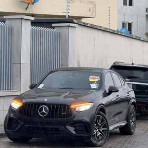 Mercedes-Benz GLC-43 AMG Usado 2025 - Product Image 1