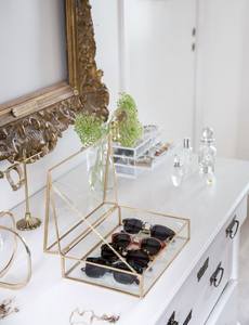 Boîte de rangement en métal noir et verre avec cadre métallique pour organiser les bijoux et une utilisation décorative, boîte en verre personnalisée - Product Image 4