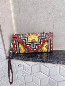 Cartera de Cuero Repujado a Mano Estilo Occidental, Cartera Repujada a Mano con Diseño de Girasol, Estuche para Teléfono, Bolso de Mano para Mujer, Multiusos - Product Image 5