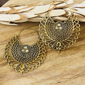 Pendientes Geométricos Boho de Último Diseño, Joyería Tribal de Aro de Latón, Acabado de Latón Antiguo, Mandala Étnico para Venta al por Mayor/OEM/ODM - Product Image 4
