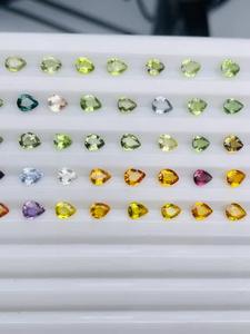 Zafiro Natural Multicolor Corte Pera 5.0x4.0mm 31.78cts Gema Premium Multicolor Certificada IGI Paquete a Juego con Bonito Brillo para - Product Image 5