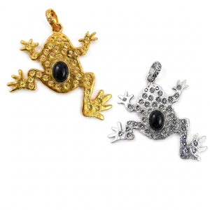 Colgante de Rana de Ónix Negro Hecho a Mano con Bisel Ovalado, Chapado en Oro/Plata, de Latón, con Diseño Floral Animal, Collar Unisex para Compromiso y Aniversario - Product Image 1