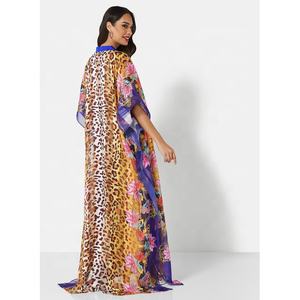 CLASSY DIGITAL LEOPARD IMPRIMÉ ET BRODERIE AVEC DESIGN FLORAL ROBE ARABE KAFTAN JALABIYA - Product Image 6