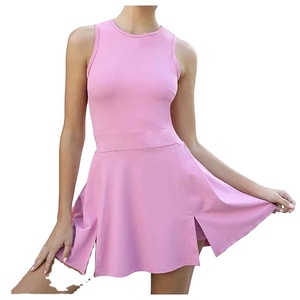 Vêtements de sport confortables et durables pour les joueuses de tennis, avec un tissu de qualité professionnelle et un design élégant, uniforme de tennis pour femmes - Product Image 3