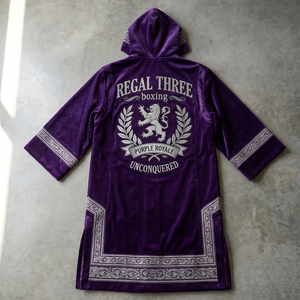 Robe de boxe en velours OEM, tenue d'arts martiaux personnalisée, robe d'entraînement pour boxeur, robe de champion d'arts martiaux 100% polyester, unisexe - Product Image 2