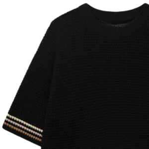 T-shirt en tricot crocheté pour homme, manches courtes, texture côtelée, poignets rayés, style décontracté d'été, style streetwear, vente en gros, fournisseur d'usine OEM - Product Image 3