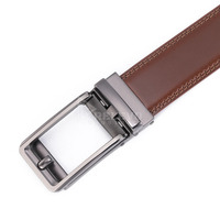 Ceinture décontractée pour homme en cuir de vachette de haute qualité avec boucle et design personnalisables en alliage, écologique, légère, vente en gros