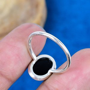 Handmade Natural <b>Black</b> <b>Onyx</b> Oval Shape Gemstone <b>Ring</b> 18k Gold Micron 925 Sterling Silver - Product Image 4