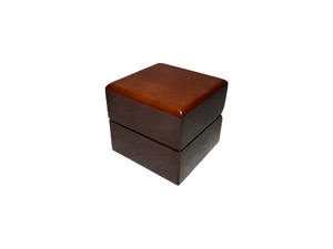 Organisateur de bijoux rectangulaire en bois de noyer massif avec texture naturelle et intérieur protecteur 60x60x53mm Yongda Taiwan - Product Image 2