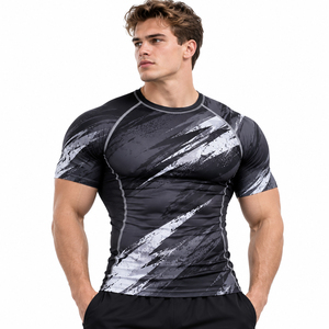 Großhandel Herren Kurzarm Rash Guard Sublimationsdruck Kompressions-T-Shirt Umweltfreundliches Fitness-Workout-Oberteil Herren Baselayer-T-Shirt - Product Image 1