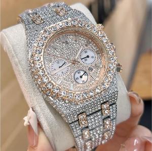 Relojes de Mujer, Reloj de Lujo con Fecha, Cuarzo, Completamente Adornado con Diamantes, Reloj de Negocios de Acero Inoxidable Dorado para Mujer - Product Image 1