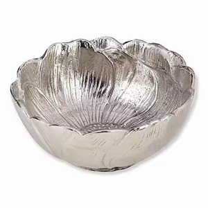Casting Aluminium Handmade Polished Metal Shell Bowl Glam Decorative Serving Dish For <b>Gifting</b> Serving Bowl - Product Image 4
