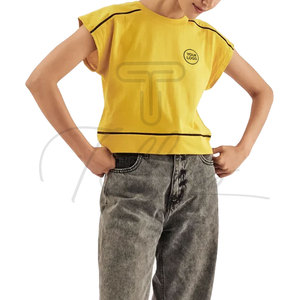 Crop tops pour femmes de haute qualité, fabriqués dans les meilleurs matériaux, prix raisonnable, style unique, crop tops légers pour femmes, crop tees pour femmes - Product Image 2