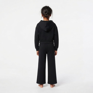 Chándal con capucha para niños, manga larga, hombros caídos, con pedrería, corte holgado, estilo casual, moderno, color negro - Product Image 2