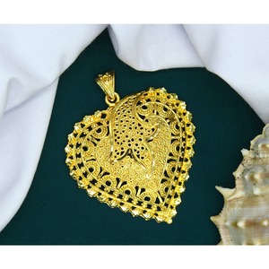 Ensemble de bijoux pendentifs en plaqué or tendance indiens de Dubaï Pendentifs et breloques à la mode - Product Image 1