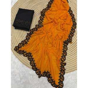 DISEÑADOR GEORGETTE SECUENCIA CORTE TERCIOPELO SIROSKI TRABAJO SAREE CON BLUSA DESCOSADA AMARILLO - Product Image 1