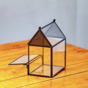 Wholesale Modern Black Metal <b>Frame</b> House Shape Mini Glass <b>Plants</b> Terrarium Tabletop Vase - Product Image 4