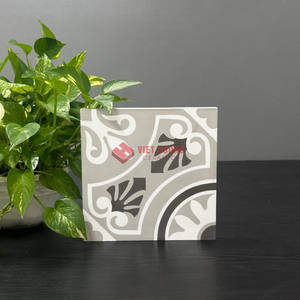 Carreaux d'extérieur durables 190x190mm avec motif de briques - Product Image 1