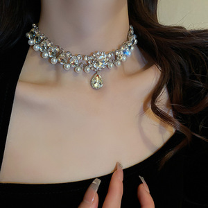 Elegante Collana di Perle a Goccia in Lega con Cristalli, Gioiello Regalo per Eventi Romantici Serale - Product Image 6