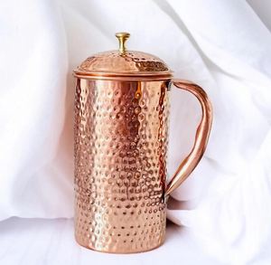 Ensemble de carafes en cuivre pour tournage publicitaire, accessoire de style, service d'eau, ensemble métallique avec verres, durable, réutilisable, vaisselle de cuisine et de salle à manger - Product Image 6