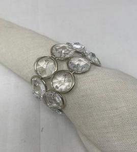 Anillos de Servilleta Acrílicos Ecológicos con Diseño Floral para Bodas - Product Image 3