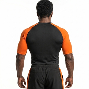 Maillots de compression personnalisés de haute qualité pour hommes à manches courtes, équipement de combat respirant et à séchage rapide - Product Image 2