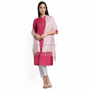 Meilleure qualité vert Viscose Pashmina étole châle longue écharpe d'hiver douce avec Logo personnalisable pour femmes et filles quantité minimale de commande bas - Product Image 4