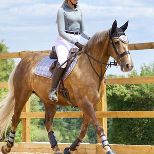 Chemise d'équitation au toucher doux et à la forme confortable, de qualité supérieure et offrant un confort quotidien. - Product Image 5