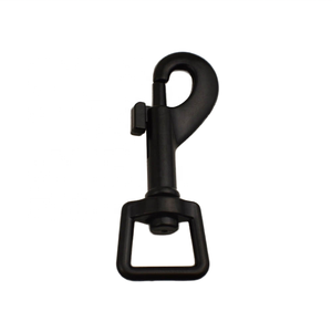 Banhado a ouro Olho Parafuso Quadrado Giratório Snap Gancho Mosquetão Cão Cavalo Gancho Bloqueio Giratório 66.8x16.8mm Pet Yacht Boat Hardware - Product Image 4