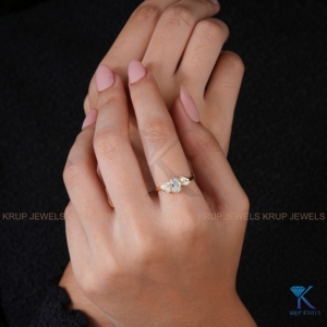 Bague de fiançailles classique en or massif avec diamant ovale de laboratoire, bijoux fins pour mariée, sur mesure pour femme, cadeau de fête - Product Image 6