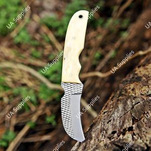Meilleure Vente Couteau EDC Multifonctionnel à Lame Fixe Façonnée à la Main en Os de Chameau, Type Bec de Faucon, Personnalisable DIY pour Chasse, Camping et Farrier - Product Image 2