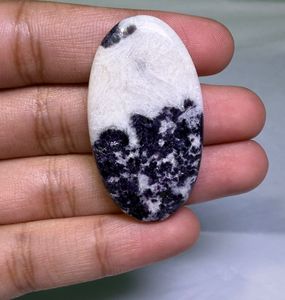 Lepidolita natural de alta calidad en cabujón, formas mixtas, venta al por mayor, piedras preciosas sueltas para la fabricación de pendientes, colgantes y anillos de plata hechos a mano. - Product Image 4