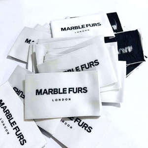 Étiquettes tissées en satin personnalisées, étiquettes imprimées pour vêtements, étiquettes d'emballage de logo haut de gamme, étiquettes de vêtements en gros - Product Image 2