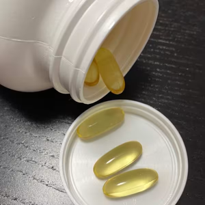 Suplemento de Aceite de Pescado Salmón Omega-3 de Alta Calidad en Cápsulas Blandas para Perros y Gatos - Apoya la Salud del Corazón, las Articulaciones y el Sistema Inmunitario con Absorción Rápida - Product Image 4