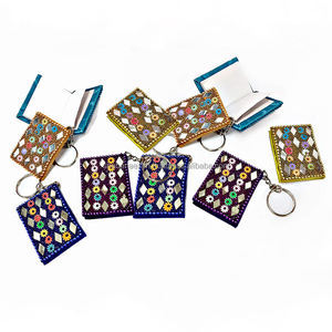 Cuaderno decorativo con purpurina y bolígrafo, artículos de papelería hechos a mano en India para mujeres y estudiantes, diario con cuentas de diferentes estilos. - Product Image 6