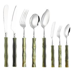 Ensemble de couverts en acier inoxydable 6 pièces, vert sauge, manche riveté, couteau, fourchette, cuillère, spatule - Product Image 6