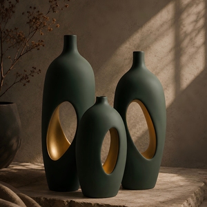 Juego de Jarrones Metálicos Modernos con Aspecto Cerámico Mate, 3 Piezas, Irregulares, Escultóricos, Hechos a Mano, Decoración Minimalista para Mesa - Product Image 1
