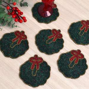 Sous-verres brodés perlés abordables pour tasses et verres, accessoires de table élégants faits à la main pour les dîners et les fêtes - Product Image 1