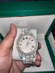 Montre pour Homme en Moissanite Quartz Glacé et Diamants, Style Hip Hop Elite, Luxe, Sertie de Pierres, Montre de Déclaration - Product Image 2