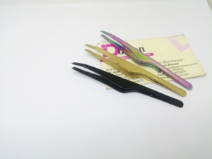 Pince à épiler inclinée dernier cri pour sourcils, marque privée, or, arc-en-ciel, noir, plasma, épilation, vente en gros - Product Image 2