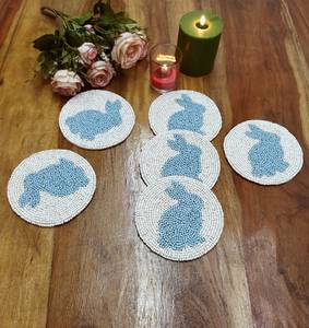 Posavasos Decorativos Económicos con Cuentas Bordadas para Tazas, Vasos y Jarras, con Detalles Artesanales Hechos a Mano para la Mesa - Product Image 4