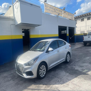 Hyundai Accent SE Sedán FWD 2020 - Product Image 1