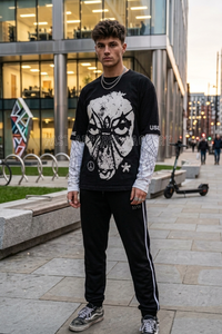 Camiseta Premium para Hombre con Gráfico de Ghost Face, Camiseta de Algodón Personalizada, Estilo Urbano, Oversize, con Diseño de Manga de Telaraña - Product Image 2